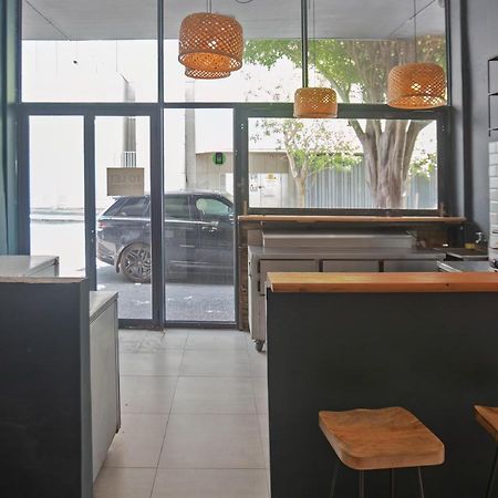 The Rhino Hotel & Apartments Cape Town Exterior photo
